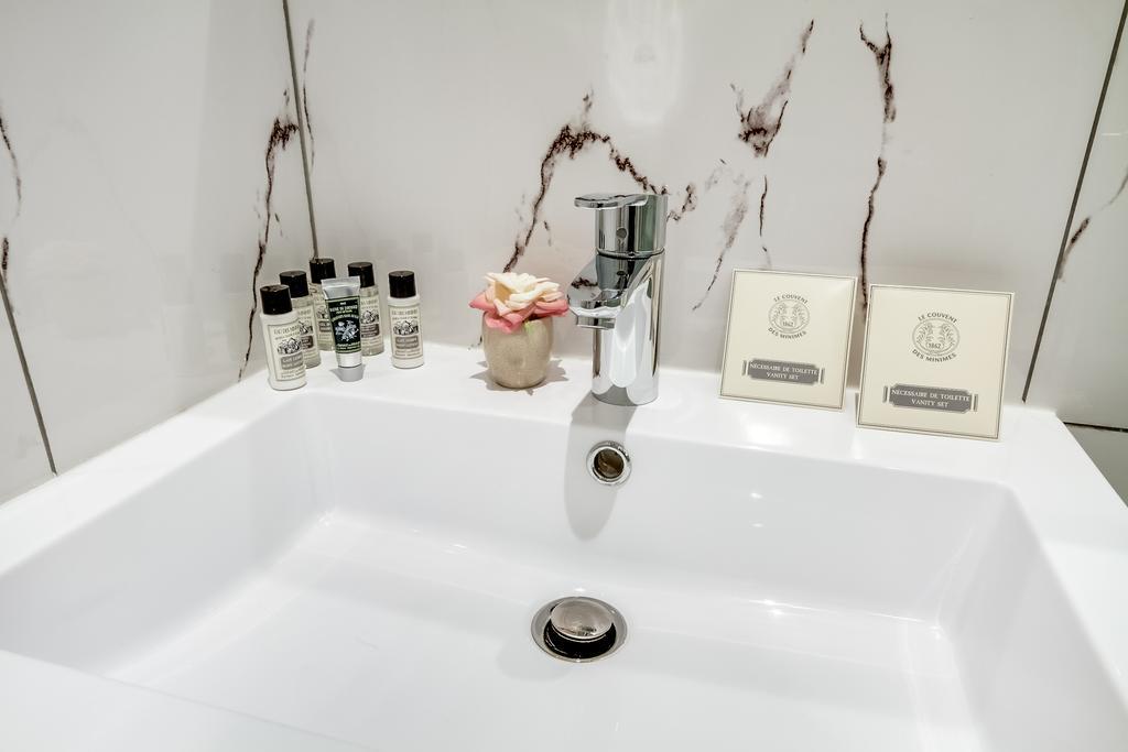 Sweet Inn - Ponthieu Paris Room photo